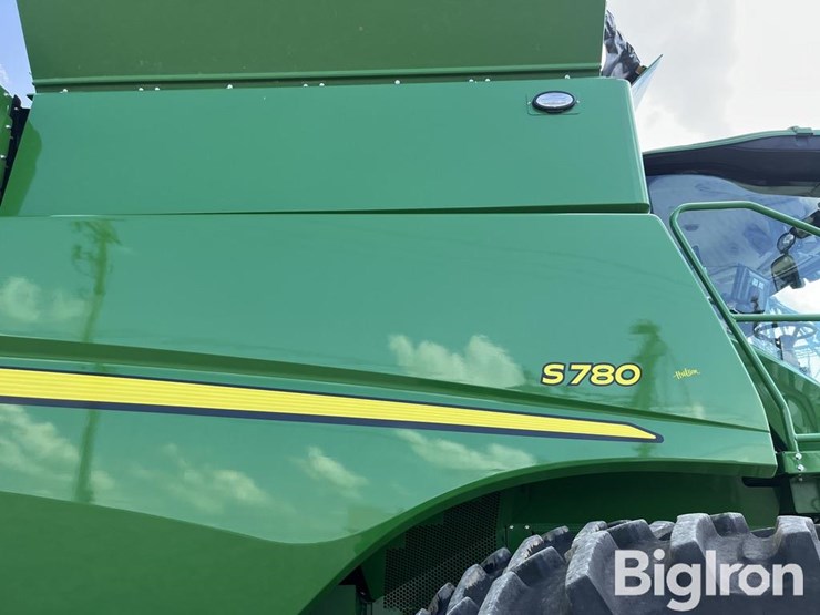 2024-john-deere-s780-image-19