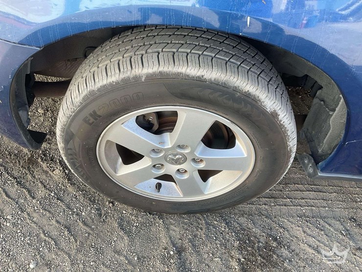 2010-dodge-grand-caravan-image-24