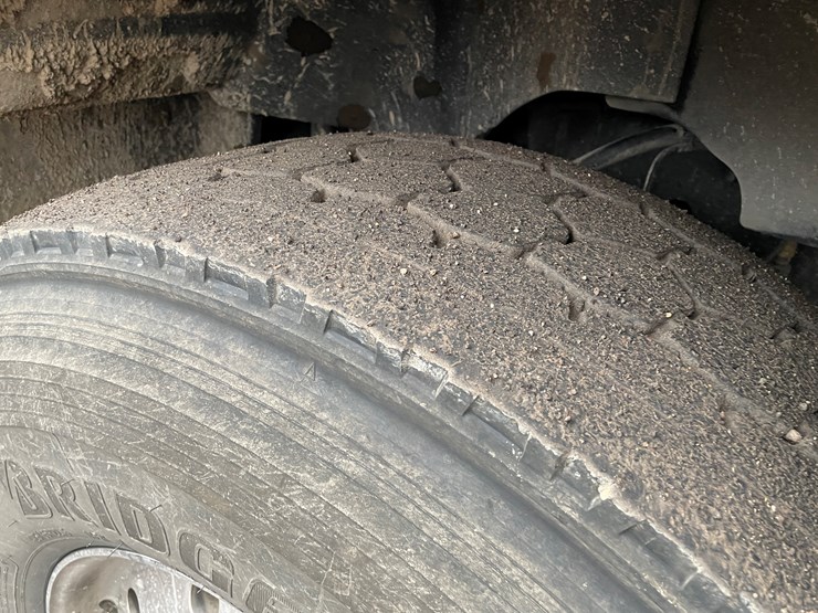 #1059-•-2021-mack-gr104b-quad-axle-dump-truck-(title-in-delay)-image-16