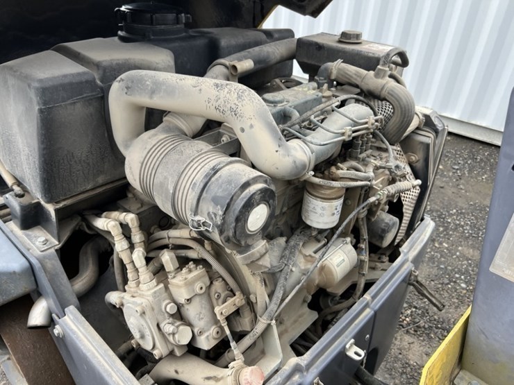 2015-dynapac-cc1200-image-11