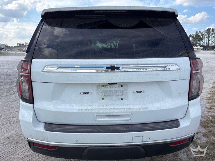 2022-chevrolet-tahoe-image-26