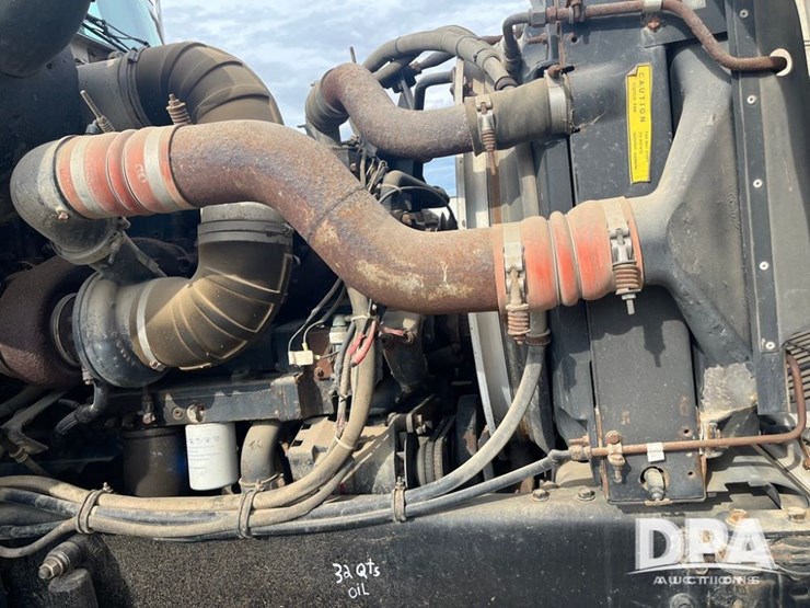 1993-white-gmc-liquid-truck-(dr8592-unit-129952)-image-30