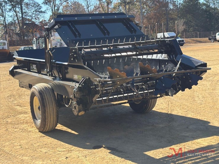 abi-185pto-pull-type-manure-spreader-image-5