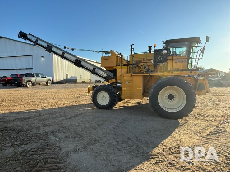 2012-oxbo-8435-image-11