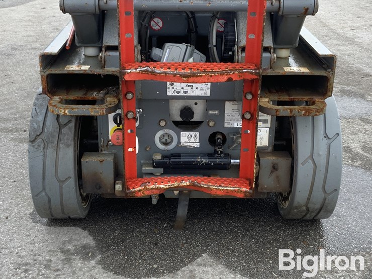 skyjack-sjiii3226-image-17