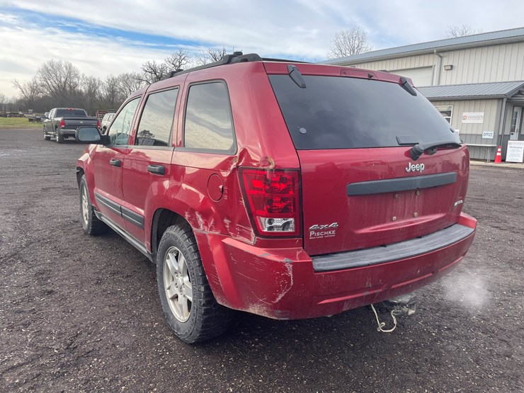 2005-jeep-grand-cherokee-laredo-image-7