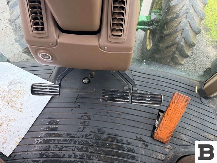 2003-john-deere-7820-image-73