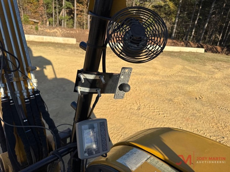 2018-caterpillar-305e2-cr-image-24