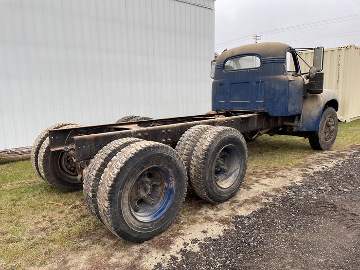 #1250-•-1963-mack-b53s-cab-and-chassis-(has-wi-title)-image-5