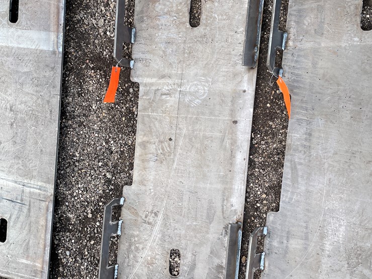 #1223-•-skidsteer-adapter-plates-image-2