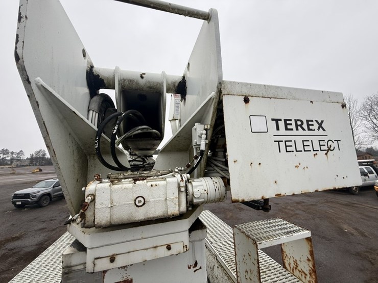 2006-international-7300-image-49