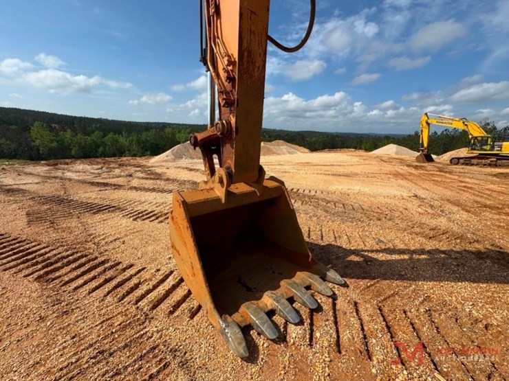 2015-case-cx350d-image-7