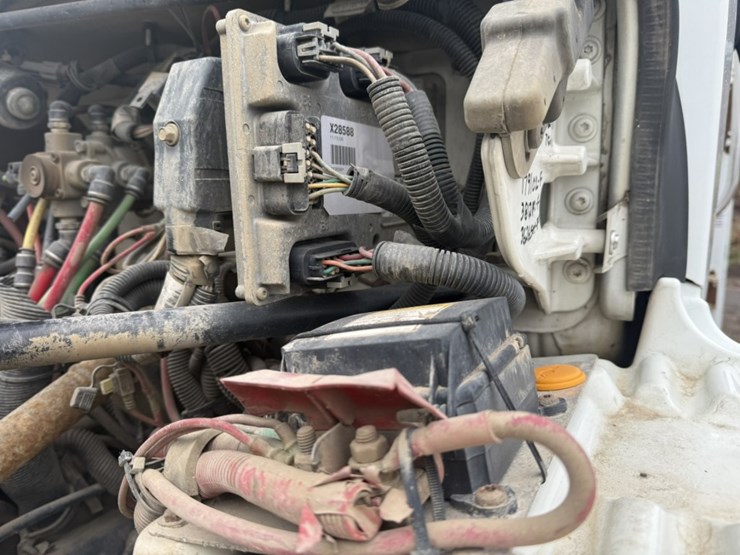 2006-caterpillar-c7-image-18