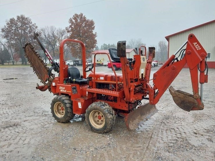 ditch-witch-3700-image-3