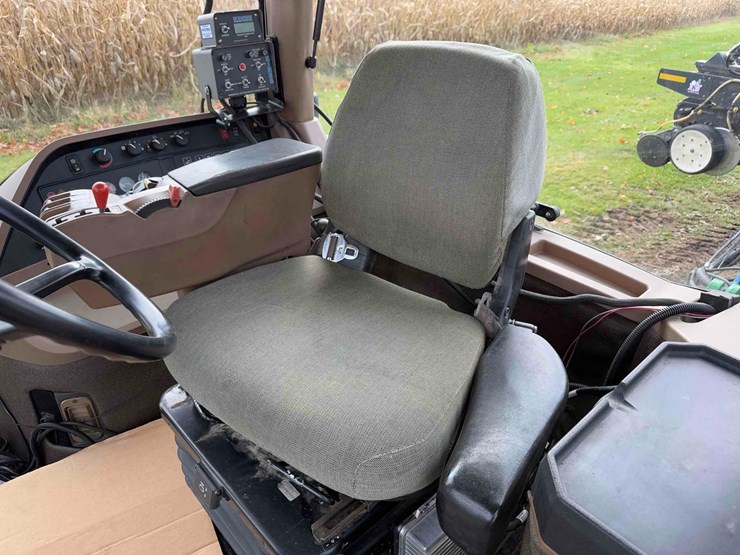 1995-john-deere-8100-image-36