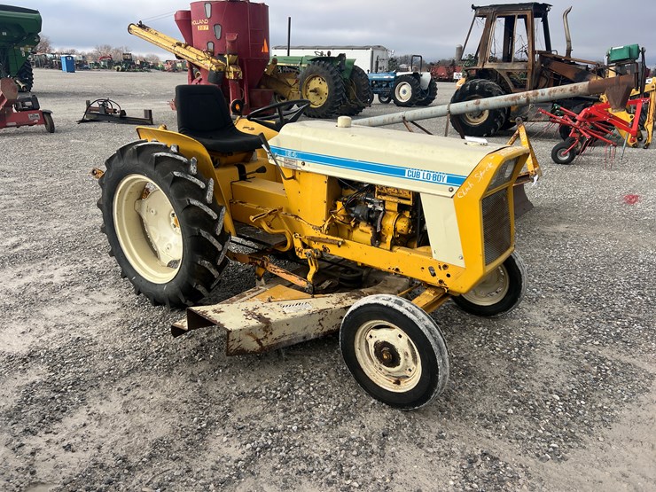 1969-international-cub-image-1