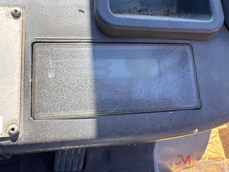 2001-toyota-8fgu25-image-14