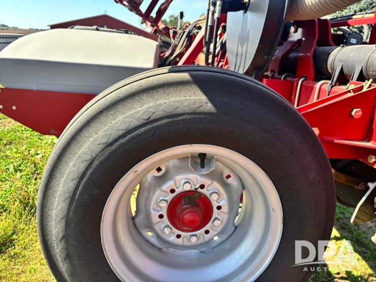 2012-case-ih-1240-image-74