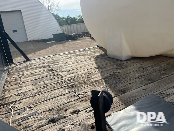 1993-white-gmc-liquid-truck-(dr8592-unit-129952)-image-65