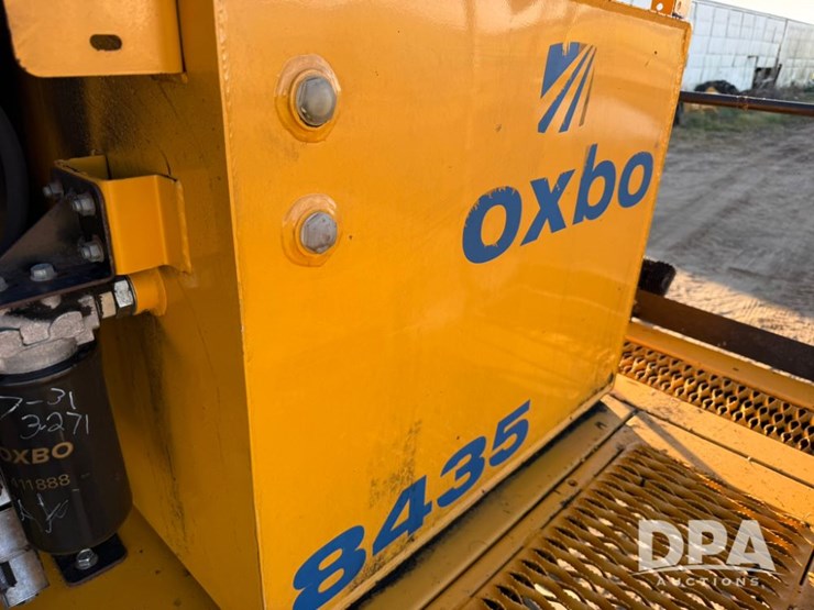 2012-oxbo-8435-image-52