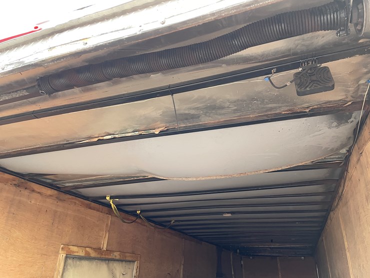 #1151-•-2021-freeway-36'-enclosed-trailer-image-19