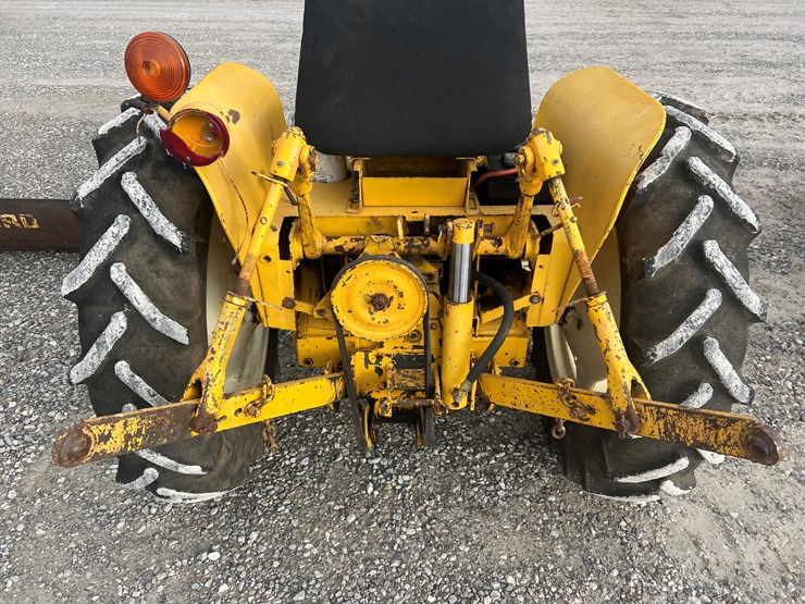 1969-international-cub-image-6