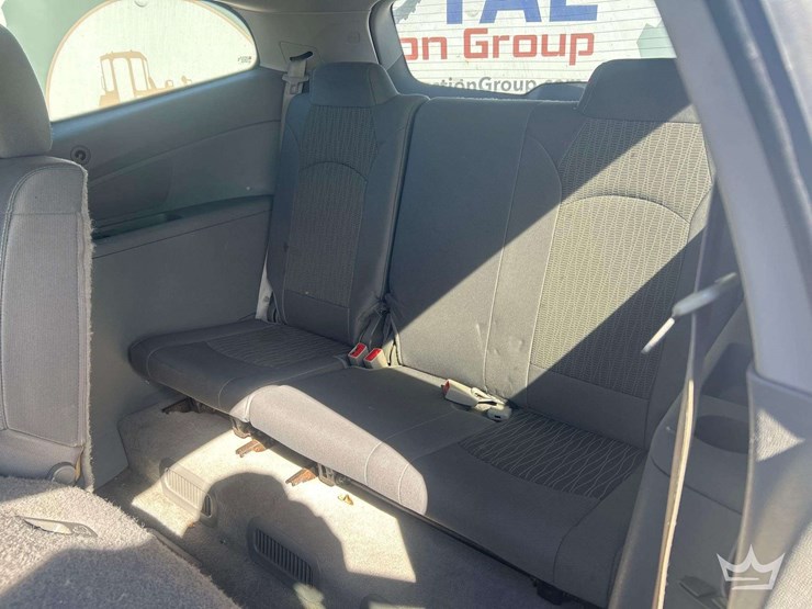 2016-chevrolet-traverse-image-23