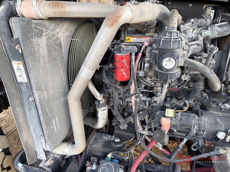 2015-jlg-g6-42a-image-23