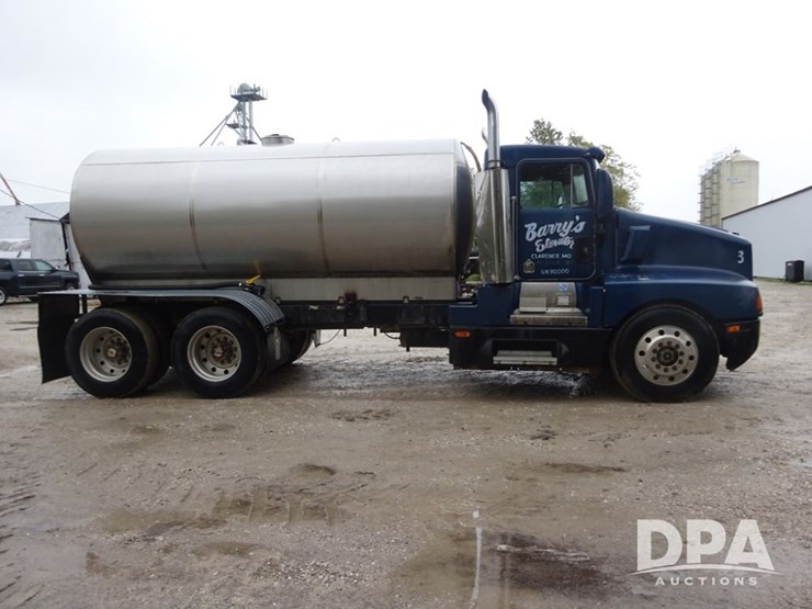 1990-kenworth-liquid-nurse-truck-(pz14113)-image-12