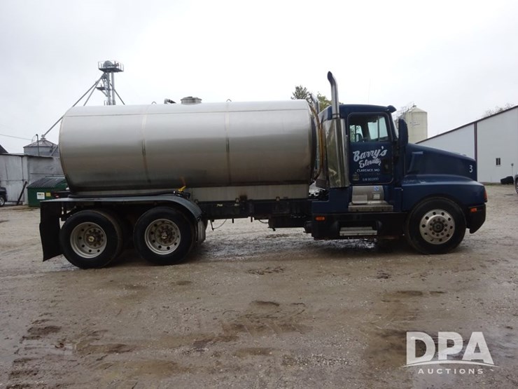 1990-kenworth-liquid-nurse-truck-(pz14113)-image-13