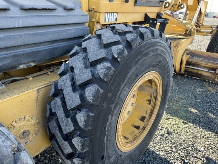 2006-caterpillar-160h-image-27