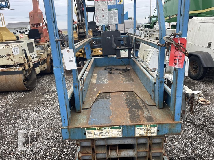 genie-gs1930-image-7