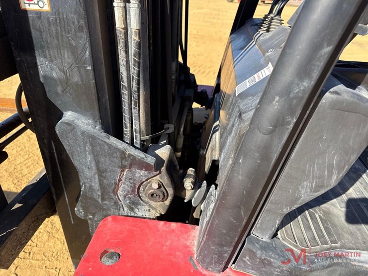 2022-hangcha-cd35-xw97f-straight-mast-forklift-image-7