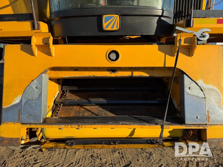 2012-oxbo-8435-image-61