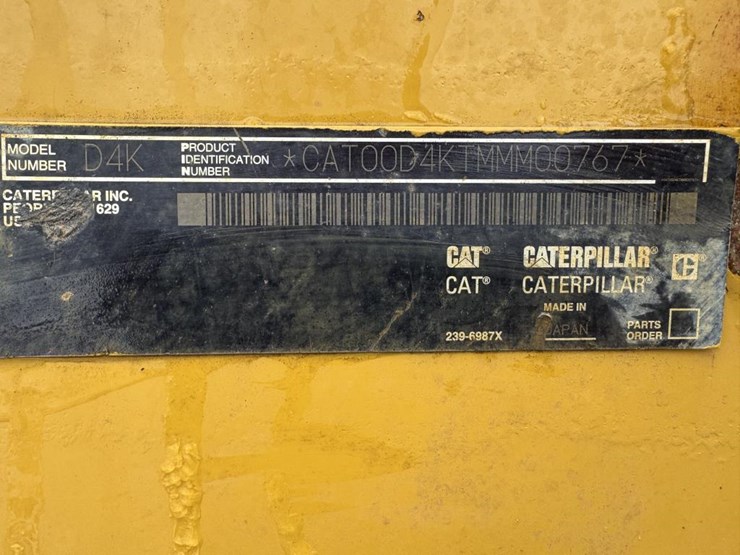2012-caterpillar-d4k-image-50