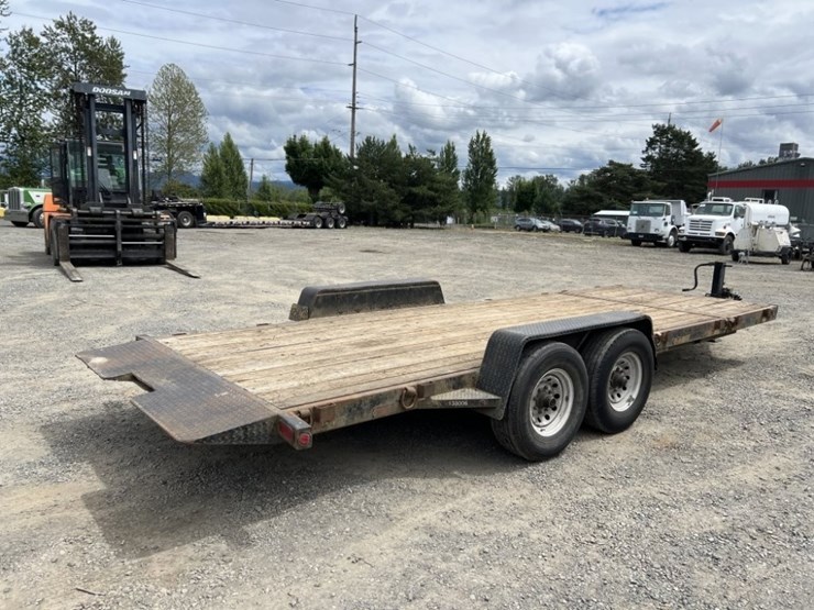 2013-eagle-black-hawk-t/a-tilt-deck-trailer-image-4