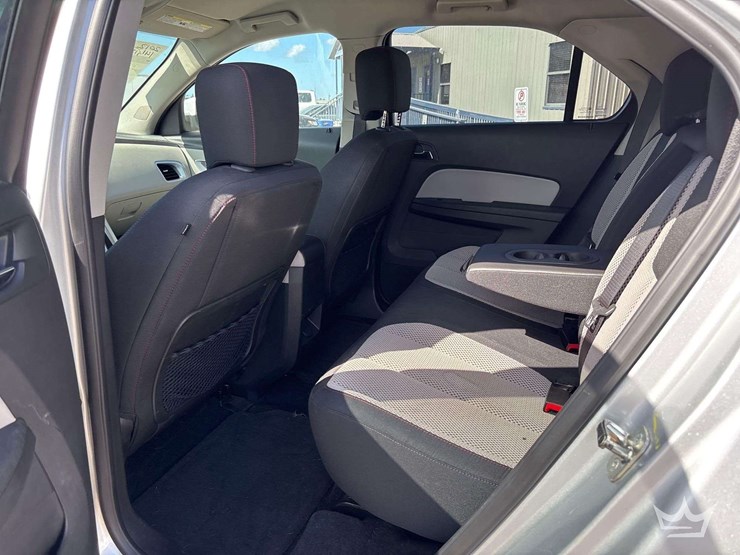 2012-chevrolet-equinox-image-19