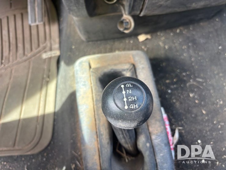 2004-dodge-2500-image-56