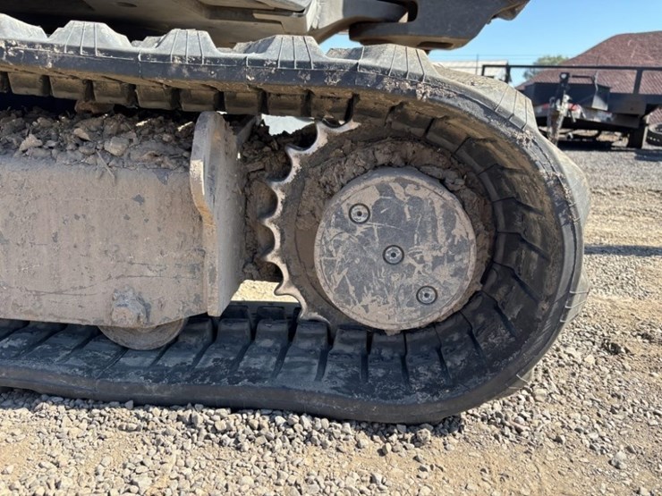 2018-bobcat-e35-image-13