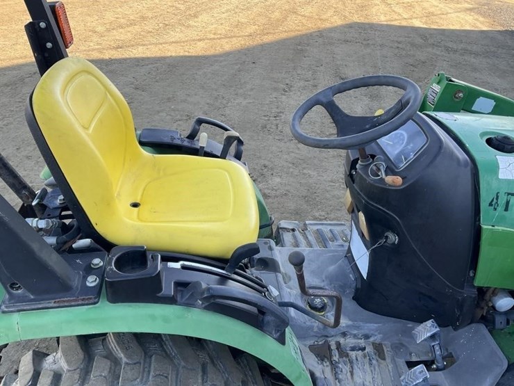 john-deere-2320-image-20