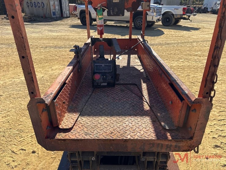 2020-jlg-1932r-image-8