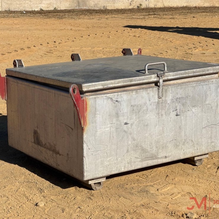 ALUMINUM STORAGE BOX