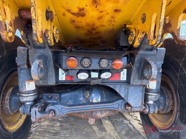 2017-komatsu-hm400-5-image-8