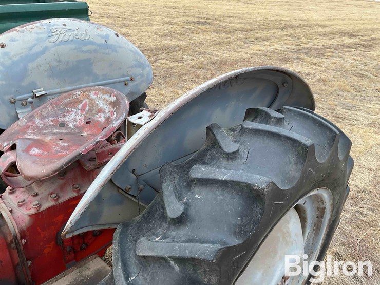 1950-ford-8n-image-15