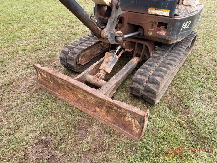 2014-bobcat-e42-image-5