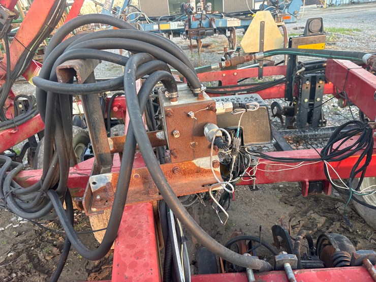 case-ih-5300-image-4