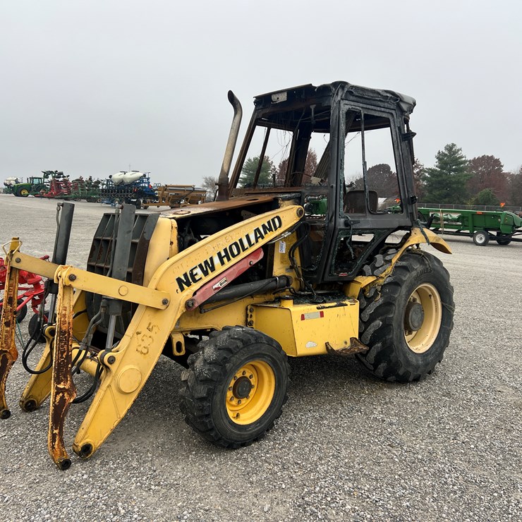 NEW HOLLAND U80B