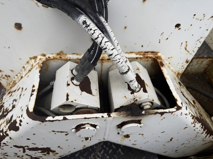 2006-international-7300-image-46