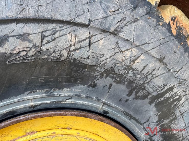 2017-komatsu-hm400-5-image-4