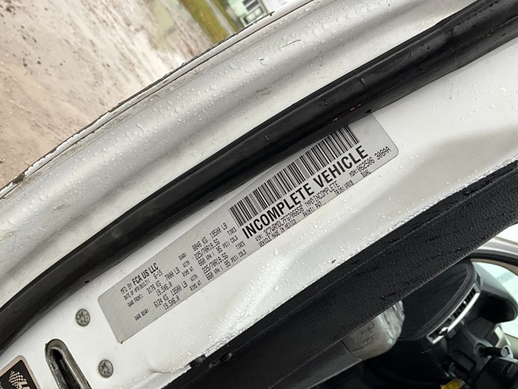 2015-ram-5500-rollback-image-25